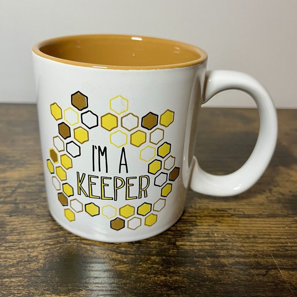 Buzz Off Beekeeper Bees Mug I’m A Keeper Honeycomb Beehive Coffee Tea Cup